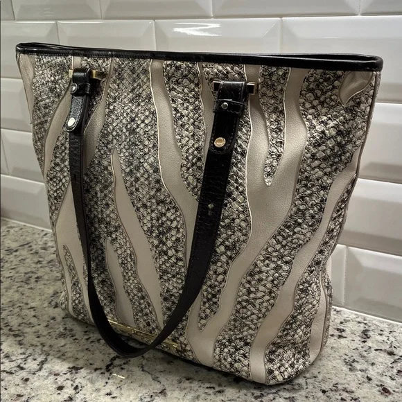 Brahmin Medium Asher Tote in Crème Solmar Colorway EUC - Picture 3 of 17